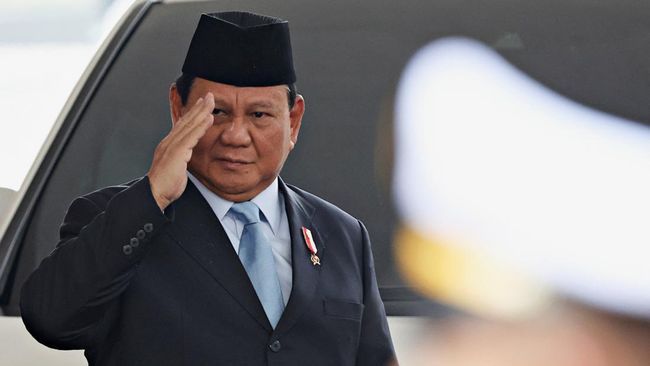 presiden-terpilih-prabowo-subianto-tiba-di-gedung-dprmpr-ri-jakarta-jumat-1682024-reutersajeng-dinar-ulfianapool_169